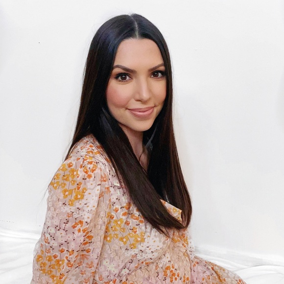 ๐About your seller๐ - Picture 2 of 2